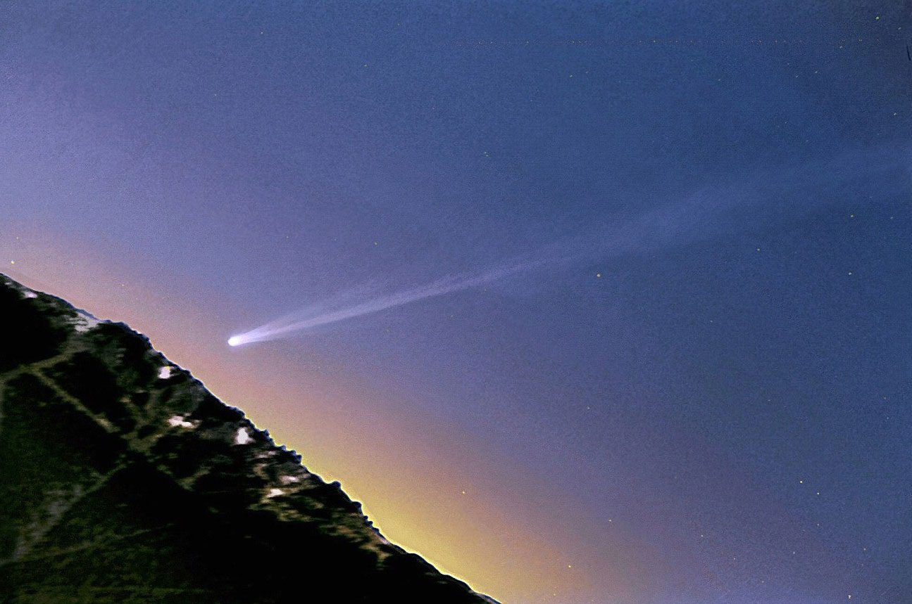 Image of comet ISON on 2013 November 22